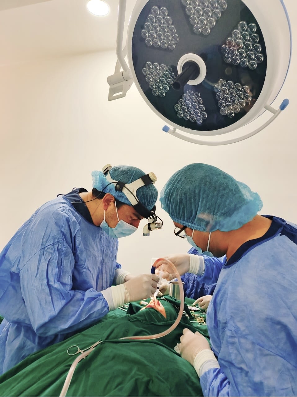 acd0b9ee-bf65-4f9d-97fa-5ba572219c9a